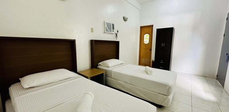 standard-room-03